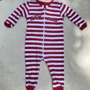 🚨3/$10 Red and White Striped Canada Sleeper